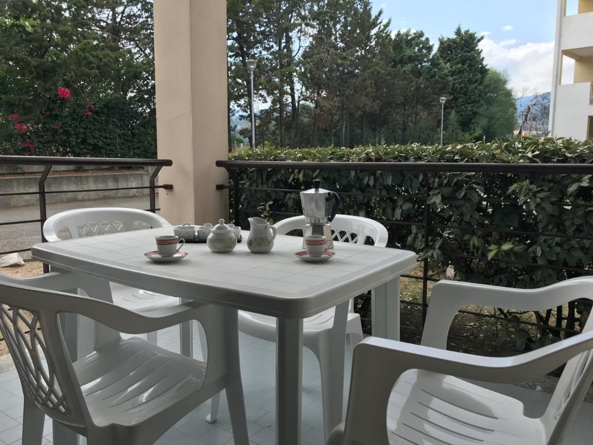 San Rocco One Bed Apartments 4A1 9 Isca sullo Ionio Eksteriør billede